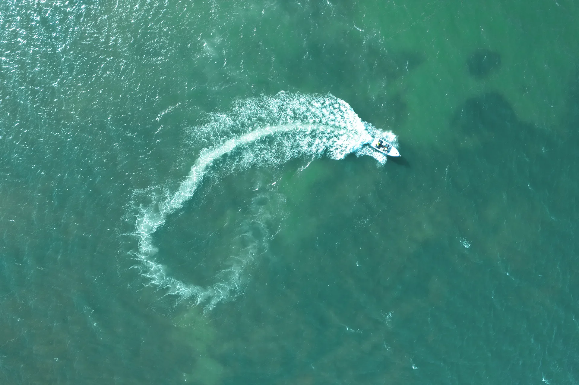 Rescue boat in Dakhla lagoon